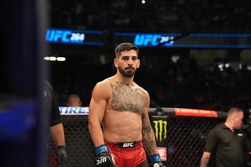 He faces murderous puncher and Georgian-born Spaniard Ilia Topuria at UFC 298