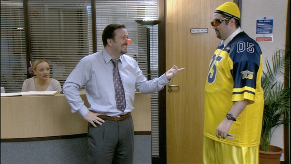 Ricky Gervais, seen here with Ewen in The Office, has led tributes to his former co-star