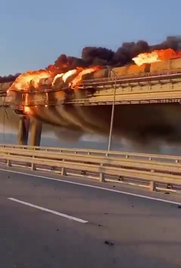 More footage of the devastating military feat Ukraine pulled off when they attacked Kerch Bridge in October 2022