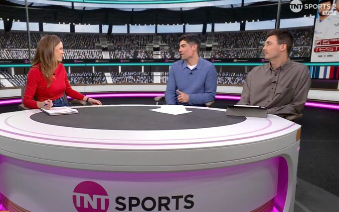 She hosts the show with pundits Alastair Cook and Steven Finn