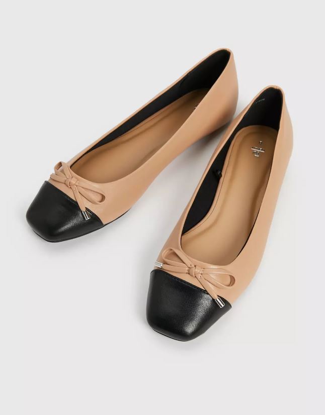 Sainsbury’s have a pair of similar colour-block ballerina pumps for £16