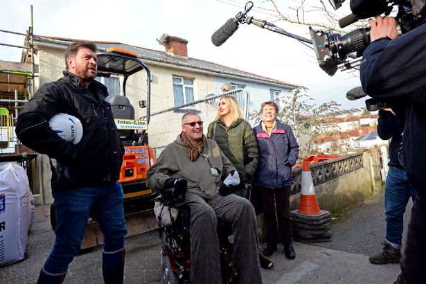 Stuart appeared on DIY SOS with his mum Lin and daughter Lauren