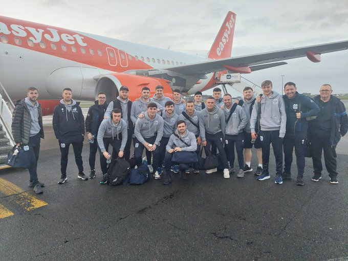 Bury's team flight could not land due to fog