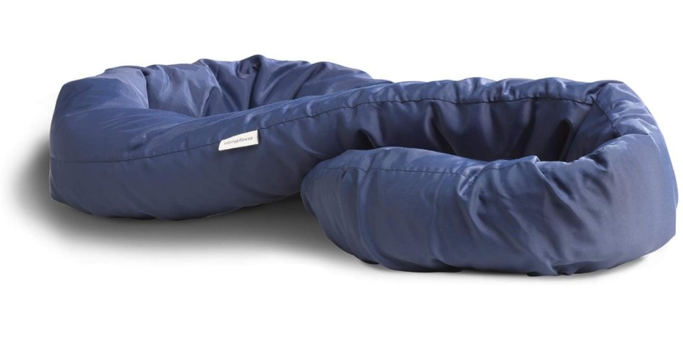 The infinity pillow comes in ten different colours