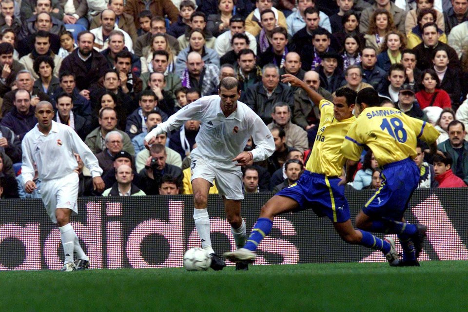 Vinny Samways (right) played in the last La Liga clash between two English players