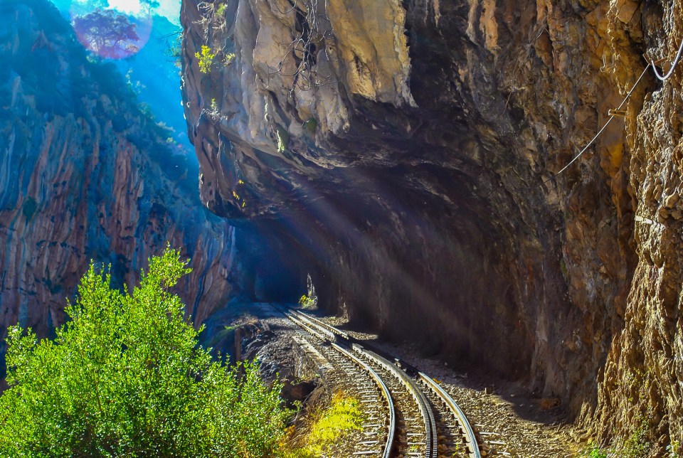 The track cuts its way through canyons and gorges