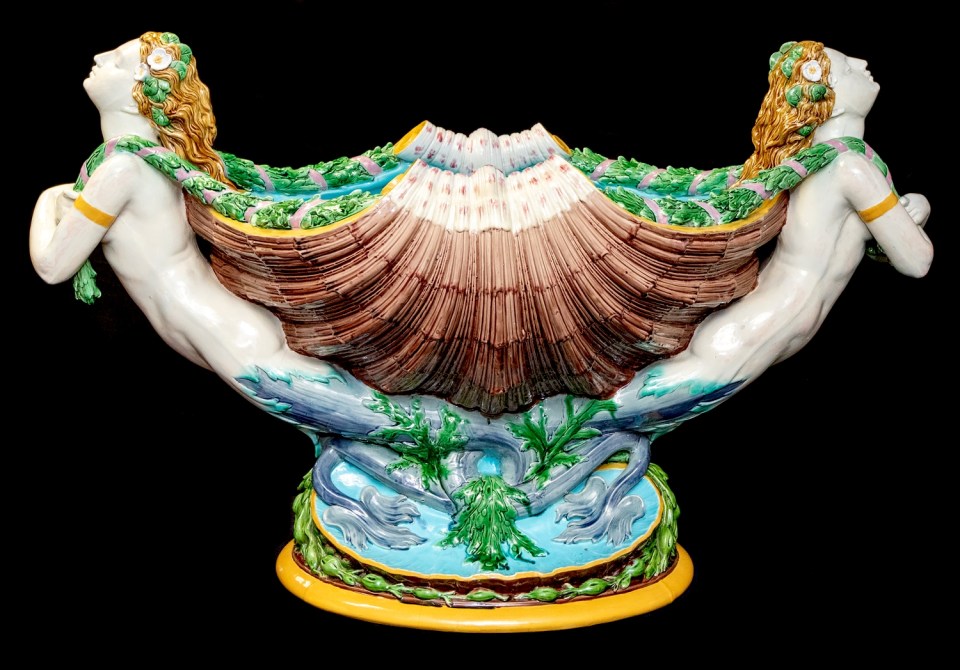 The vase goes up for sale on March 21 and could fetch as much as £6,000