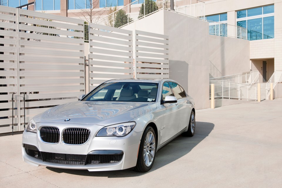 The music mogul could also have a BMW 7 Series in his fleet of cars