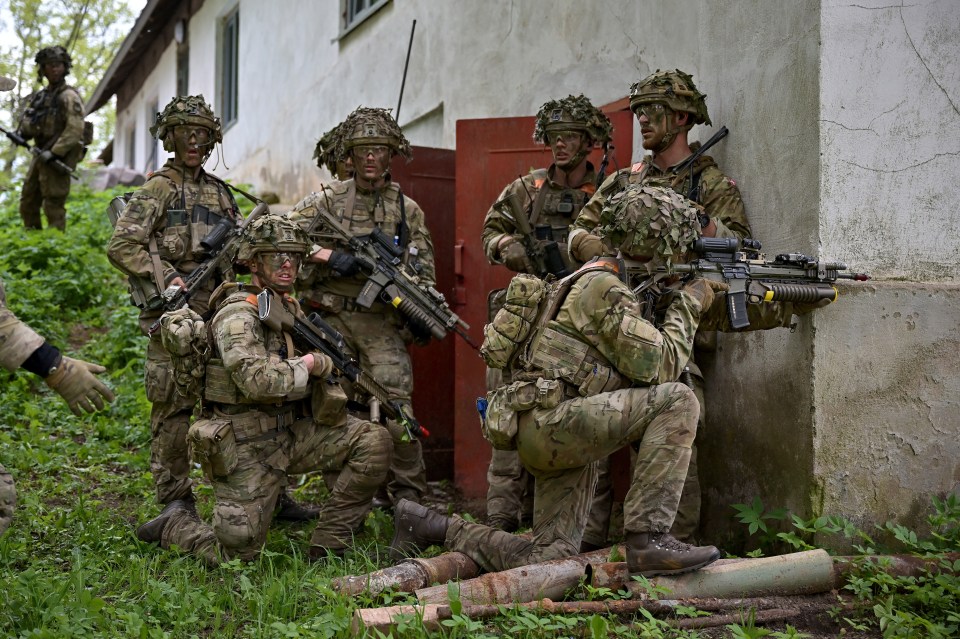 British troops in Estonia would have to fight Putin's men if Russia invaded the Baltics