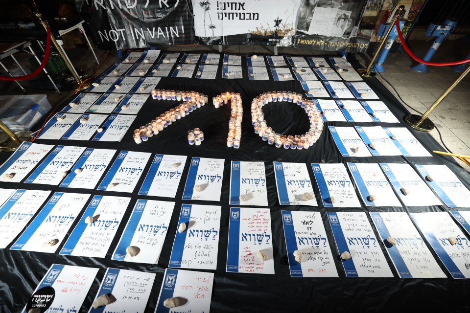 Tributes were laid out for the victims of the October 7 attacks during the protests