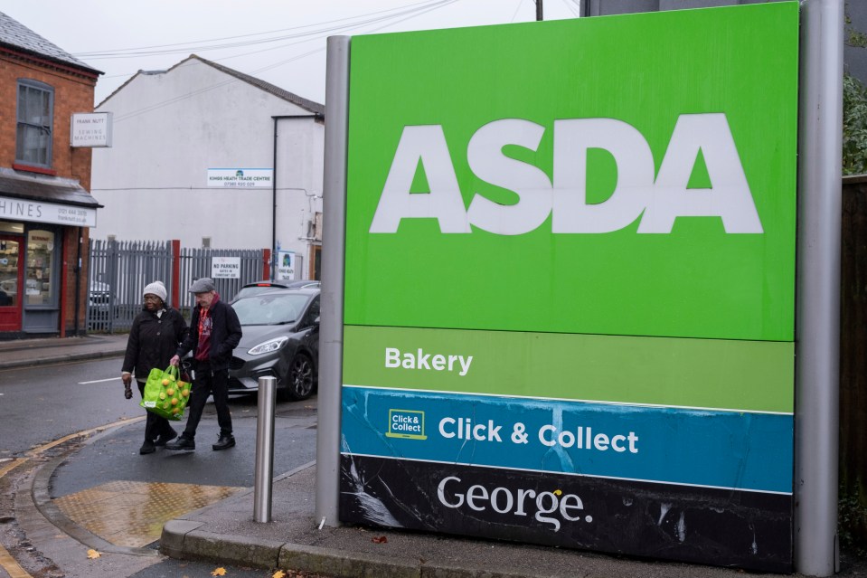 Asda shoppers can claim a free hot drink and bowl of porridge in any of their cafes