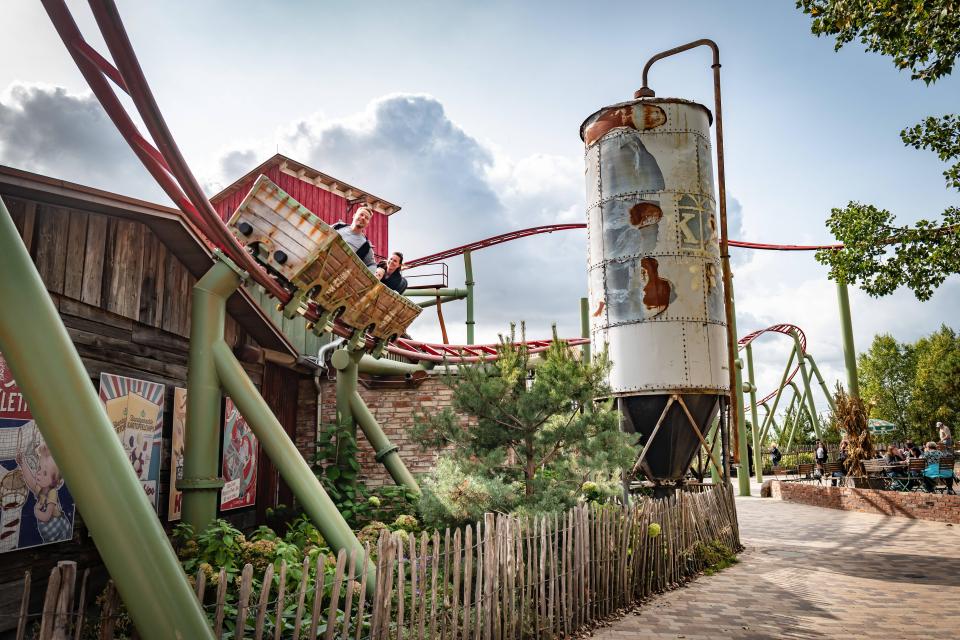 The K2 rollercoaster travels through a potato chip factory