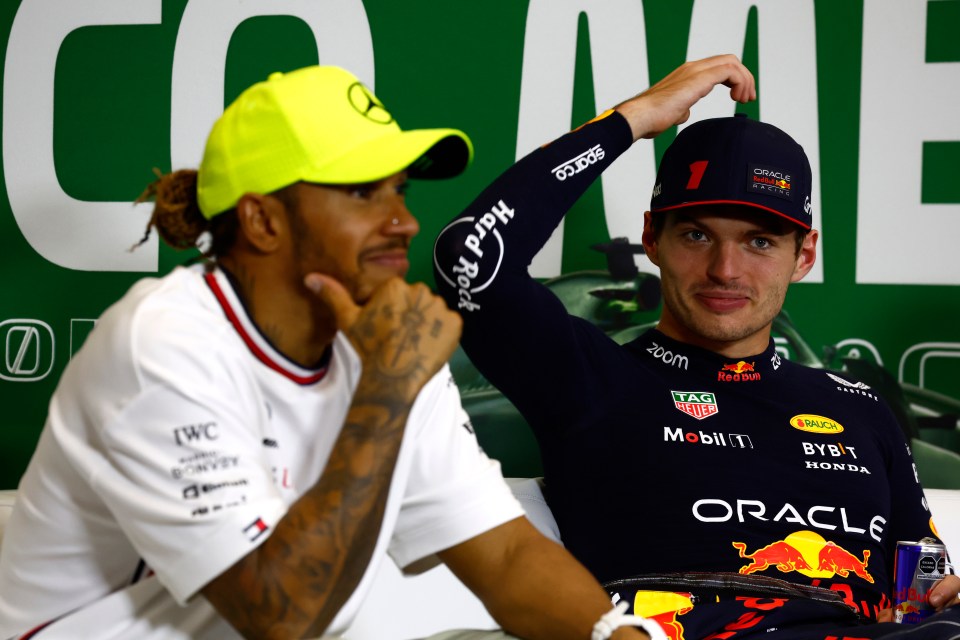 Verstappen hasn't ruled out replacing Lewis Hamilton at Mercedes