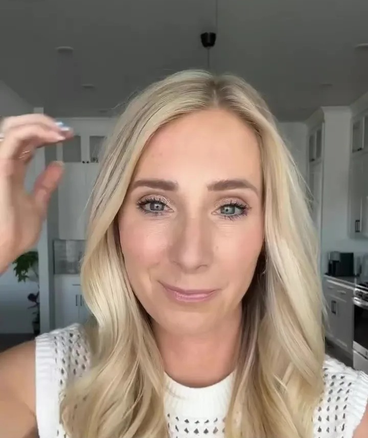 Make-up expert Lauren shared her foolproof hack for avoiding ‘raccoon eyes’