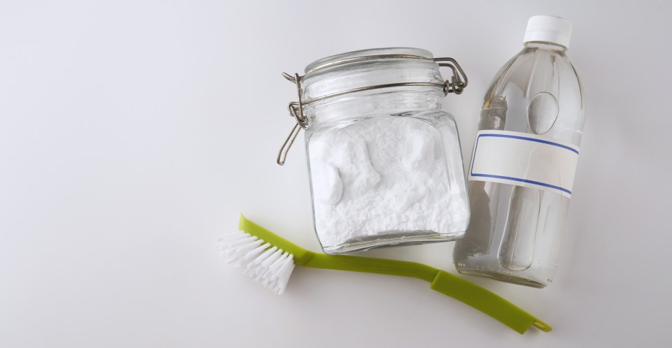 While baking soda and vinegar are effective cleaners individually they just create a paste that doesn't do much