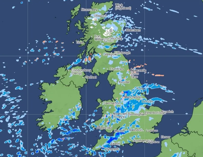 Met Office maps show snow, hail and heavy rain arriving tomorrow