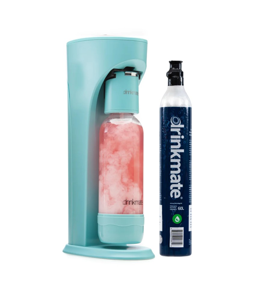 Drinkmate turns still beverages to fizzy.