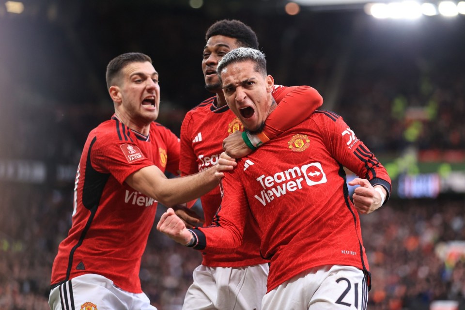 Manchester United beat Liverpool 4-3 in the FA Cup quarter-final last time out