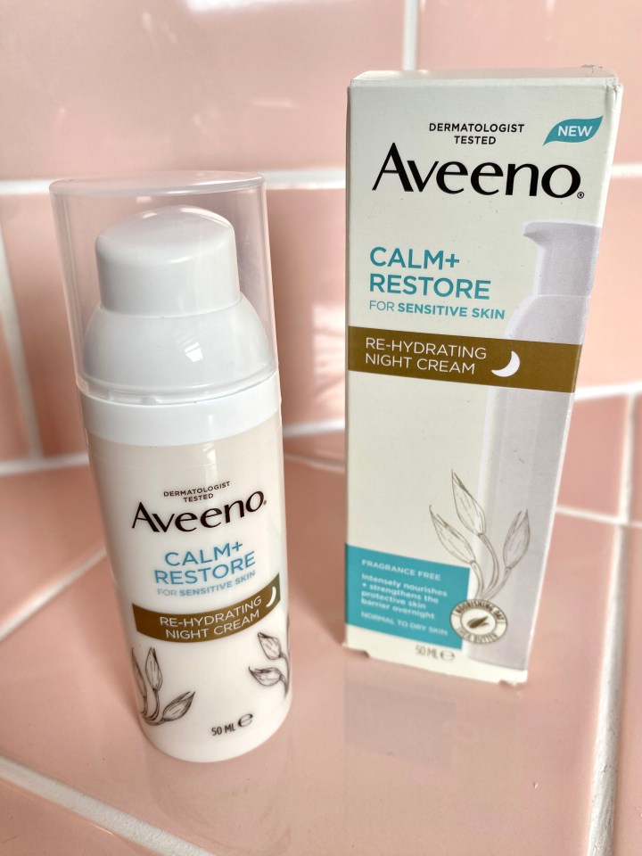 Aveeno CALM+RESTORE Re-Hydrating Night Cream