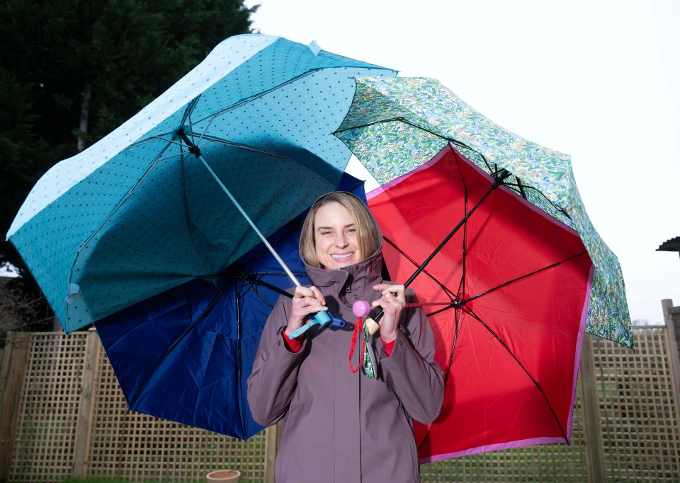 Laura Stott has rated high street umbrellas out of five