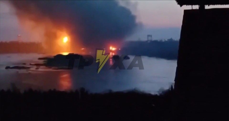 Further footage of the major attack on the Dnipro Hydroelectric Dam