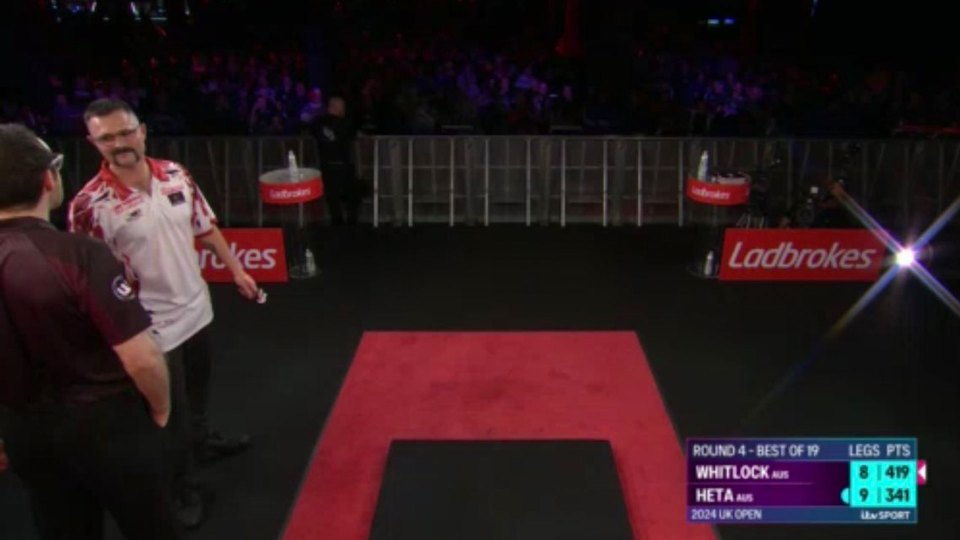 Simon Whitlock took a toilet break before the final leg that saw him crash out of the UK Open