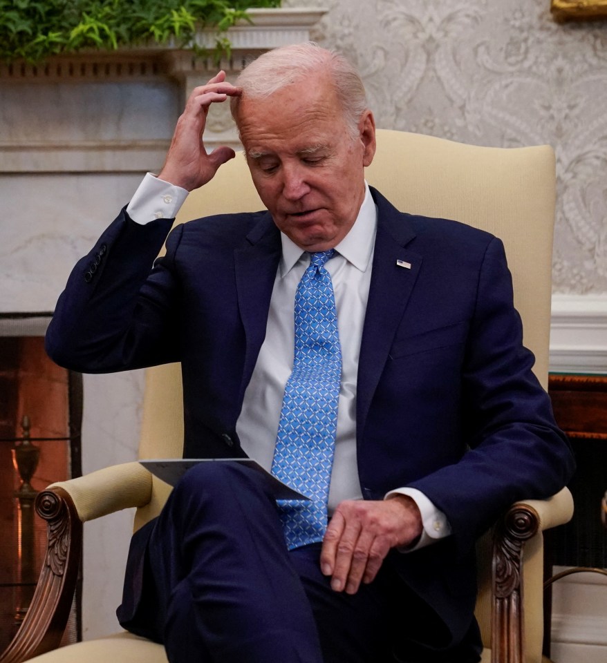 U.S. President Joe Biden participates in a meeting with Italy's Prime Minister Giorgia Meloni in the Oval Office at the White House in Washington, U.S., March 1, 2024. REUTERS/Elizabeth Frantz