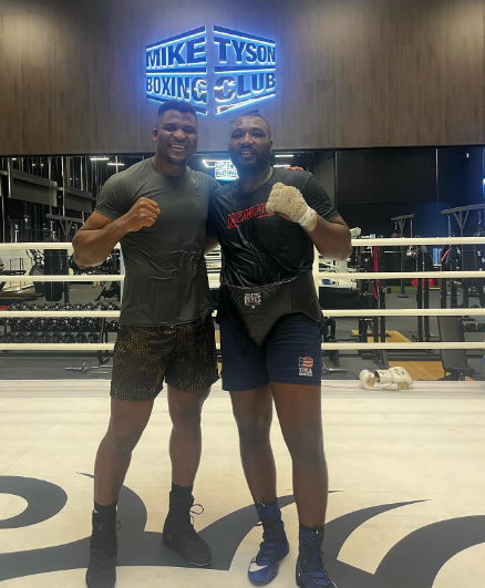 Francis Ngannou had Milton in his camp