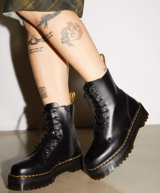 From lace-up boots to Chelsea boots, brogues and Mary Jane shoes Dr Martens covers all styles