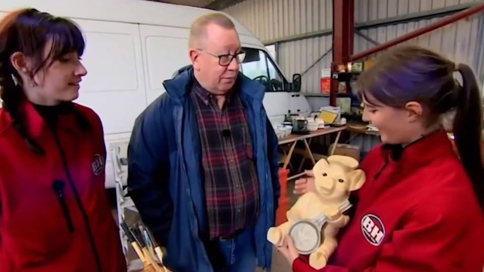 Two women who appeared on Bargain Hunt have dished behind-the-scenes secrets from the show - and admitted lying on their applications