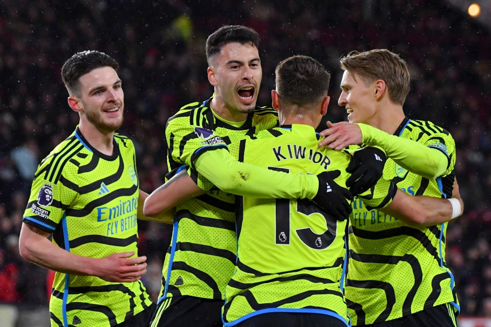 Arsenal can go top of the Premier League by beating Brentford on Saturday