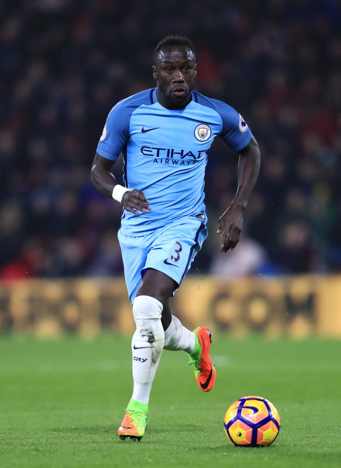 Bacary Sagna agrees with Guardiola's strict rules at Man City