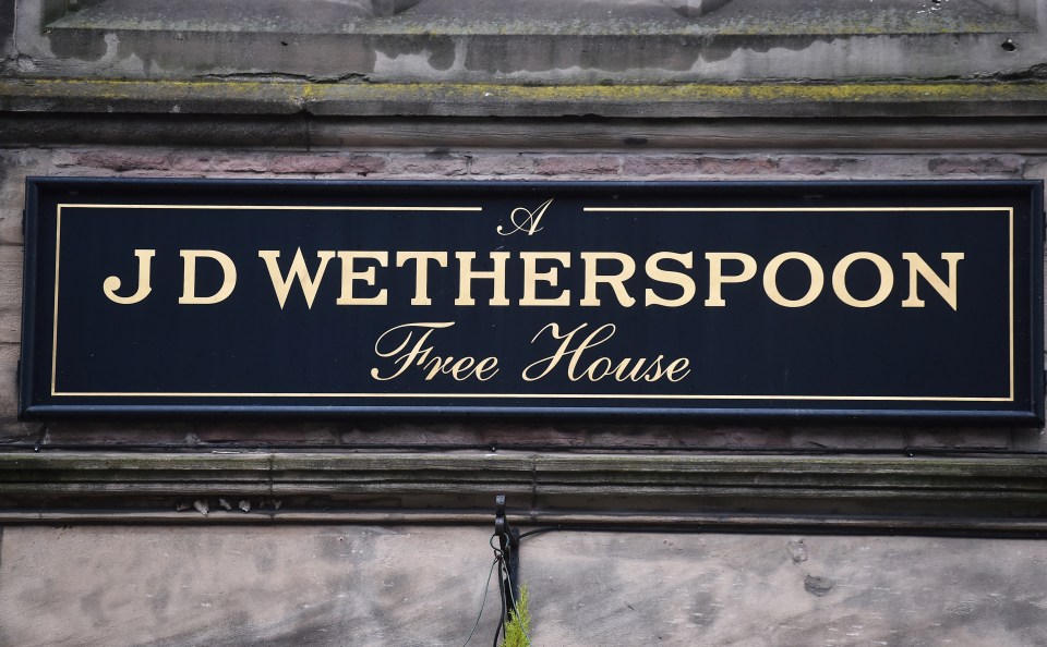 a sign that says jd wetherspoon free house