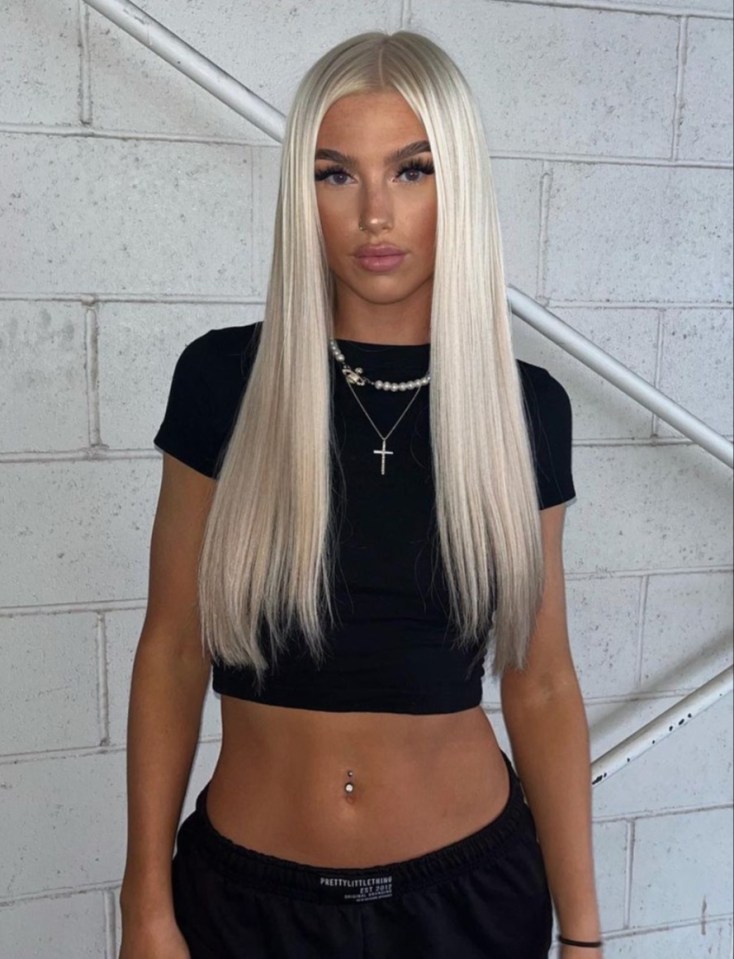 Kelci-Rose also likes keeping it simple with crop tops and joggers