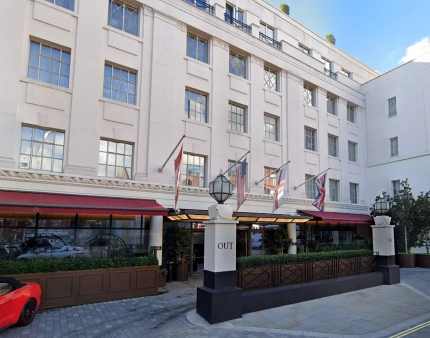 The Beaumont Hotel in Mayfair houses The Colony Grill Room