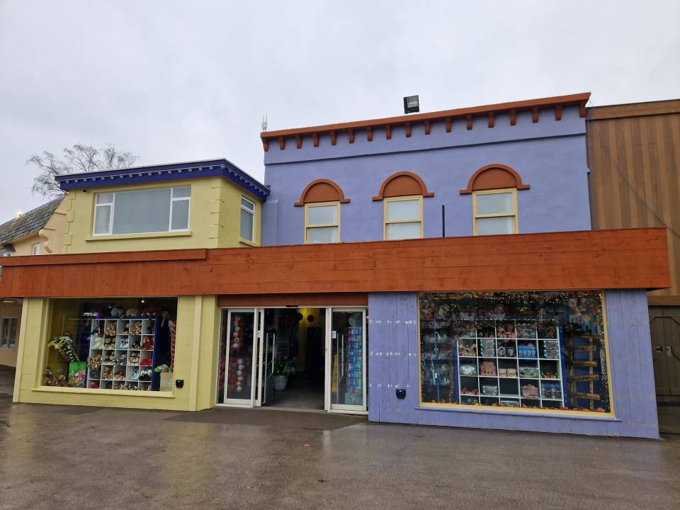 New cladding and decoration has been added to shops and food outlets