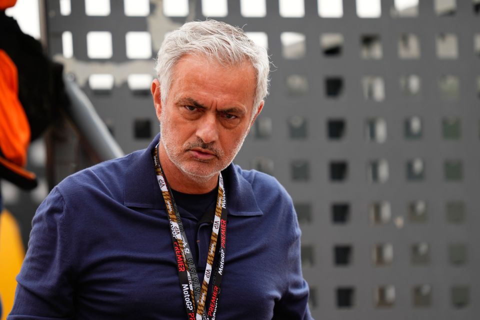 Jose Mourinho says he's keen to resume his legendary managerial career