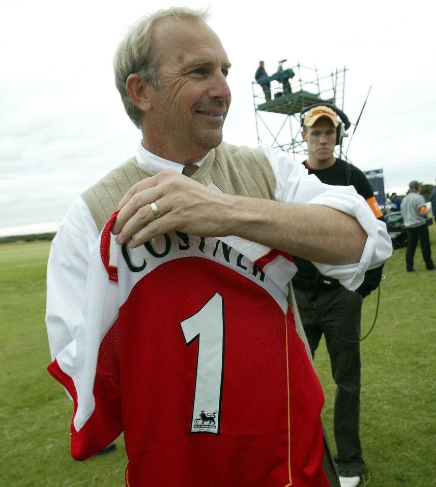 Kevin Costner is renowned Gunner and goes to games when he’s filming in London