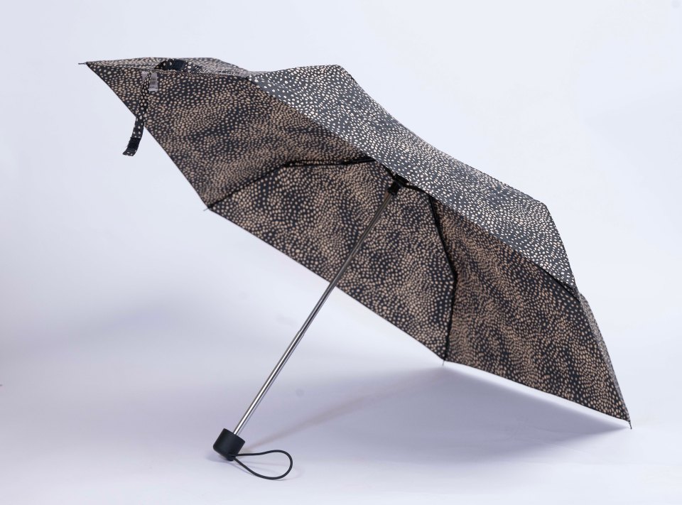 M&M's Stormwear brolly gets top marks