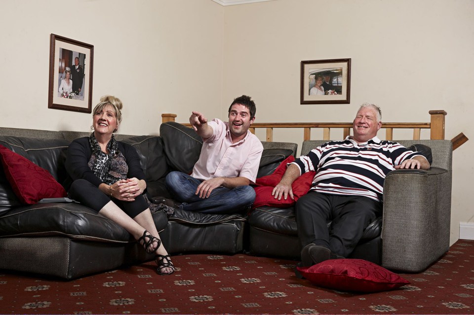 George with grieving mother Linda McGarry and Pete on Gogglebox