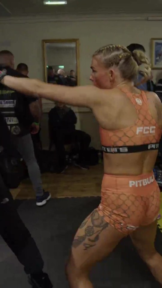 Sammy-Jo Luxton looked ripped and ready before her last fight earlier this month