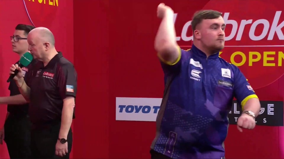 LITTLER REELS IN THE BIG FISH! , , Luke Littler  170 finishes , , The Nuke reels in a 170 checkout as he opens up a 5-2 lead over James Wade!, ,  //bit.ly/UKOpen24Live, #UKOpenDarts | R4, , //twitter.com/OfficialPDC/status/1763679605695648094?s=20