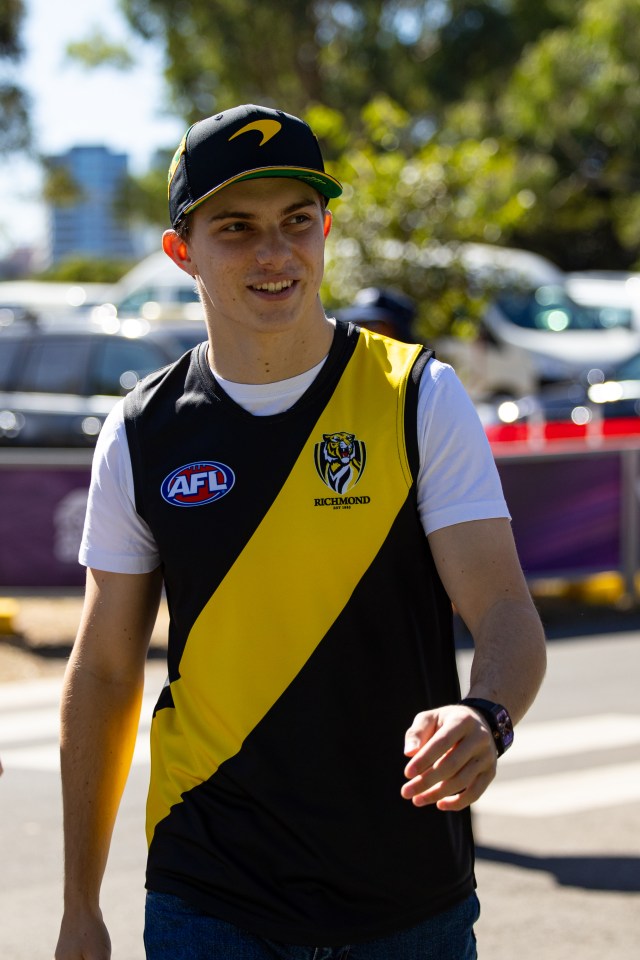 Oscar Piastri arrived at Albert Park on Thursday morning wearing the shirt of his favourite AFL team, Richmond