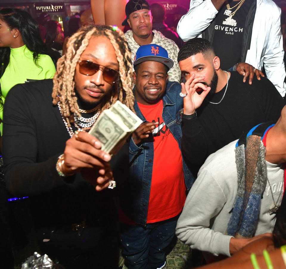 Drake reportedly got an armoured truck to deliver $100k in dollar bills for rapper Futures' birthday at the club