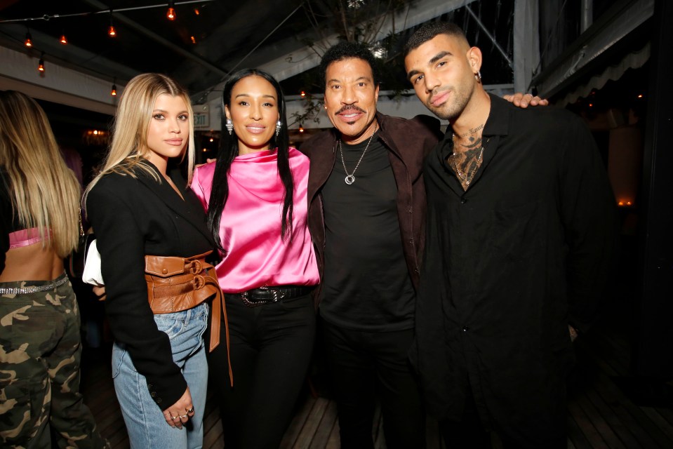 (L-R) Sofia Richie, Lisa Parigi, Lionel Richie, and Miles Richie