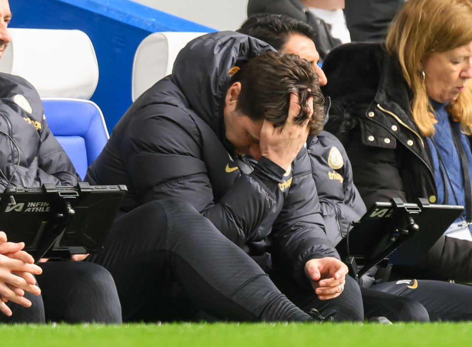 Fans turned on Mauricio Pochettino as Chelsea narrowly beat Leicester in the FA Cup