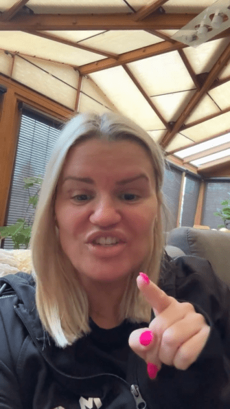 Celebrity Big Brother legend Kerry Katona has slammed Ekin-Su Cülcüloğlu