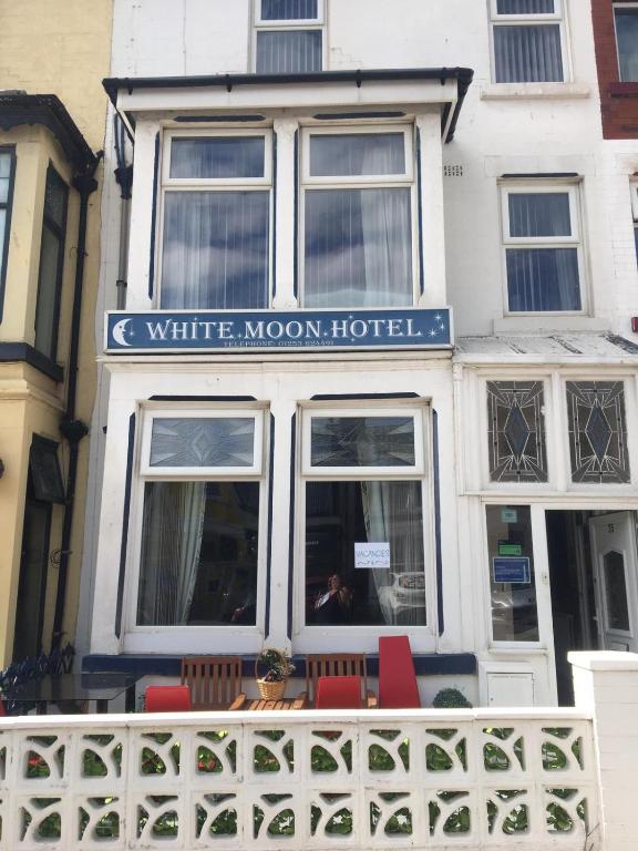 George Redfern recently stayed at the White Moon Hotel in Blackpool for just £9 a night