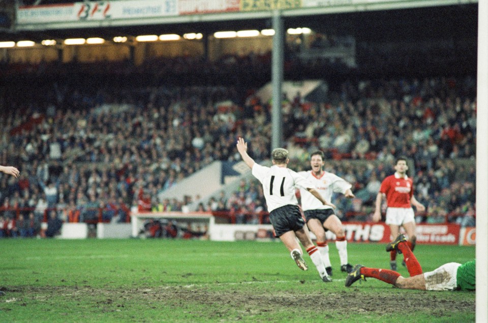 Mark Robins netted a vital goal early in Sir Alex Ferguson’s Man United career