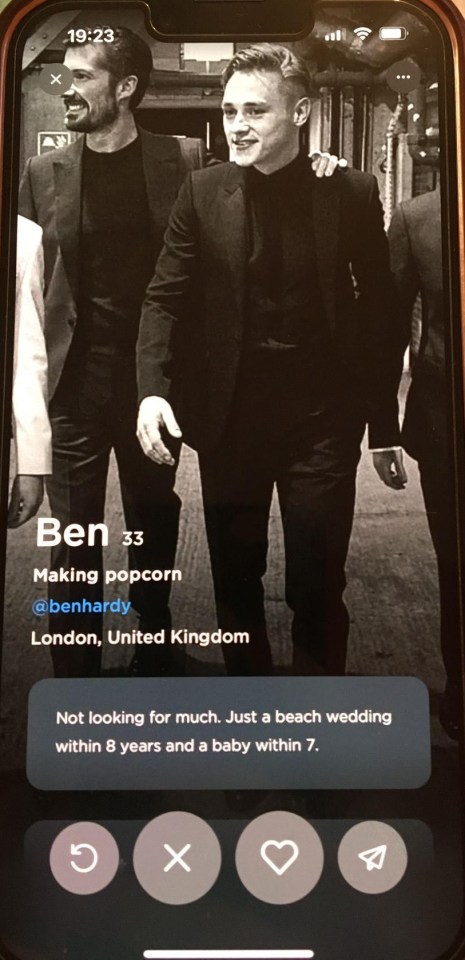 Ben is joined by pals in one black-and-white photo